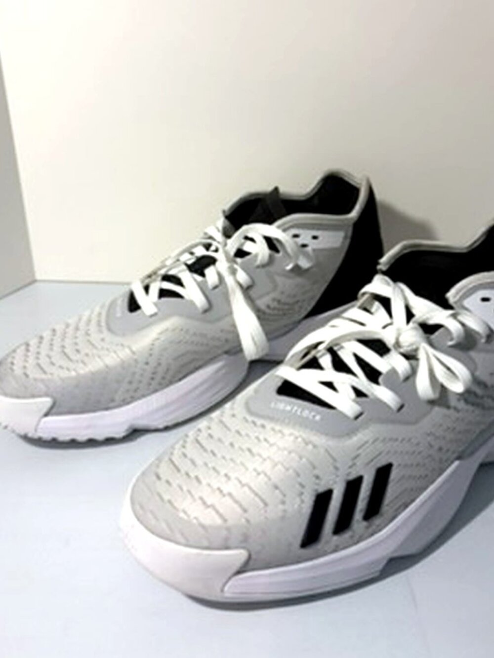 NWT Adidas D.O.N. Issue 4 Donovan Mitchell Basketball Shoes Men's 17 Gray